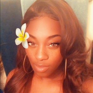 Meet your Posher, Coco